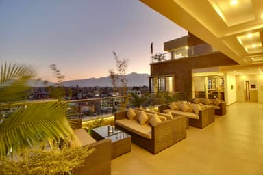 Arrival Hotel Mulberry