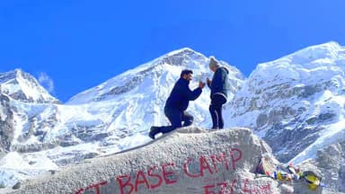 Proposal in Everest Base Camp.