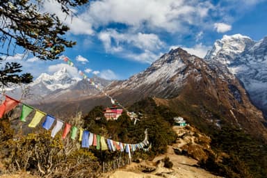 Trek from Namche Bazaar to Tengboche 6