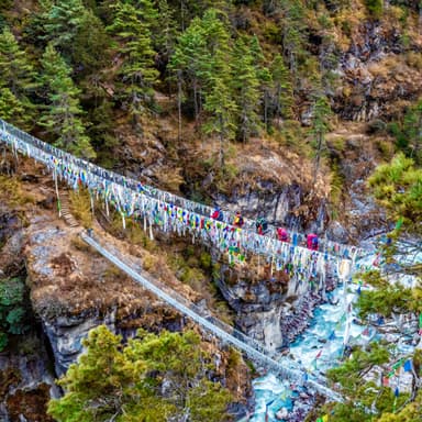 Trek from Namche Bazaar to Tengboche 3