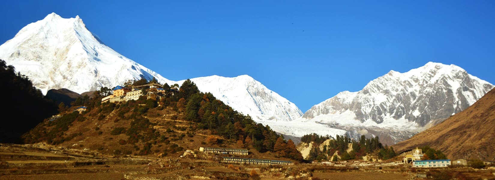 Best Time for Manaslu Circuit Trek