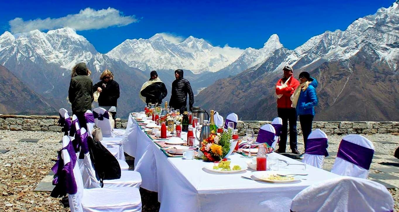 Breakfast At Everest Helicopter Tour