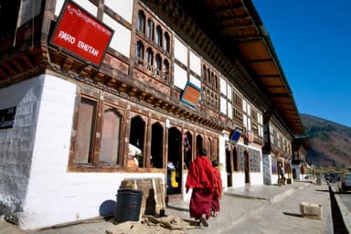 Sightseeing Tour of Paro 2