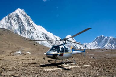Everest Helicopter Return 4