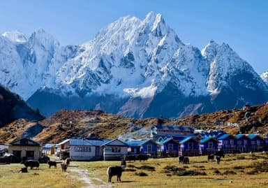 Cross Larkya La Pass 2