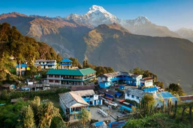 Trek from Ghorepani to Tadapani