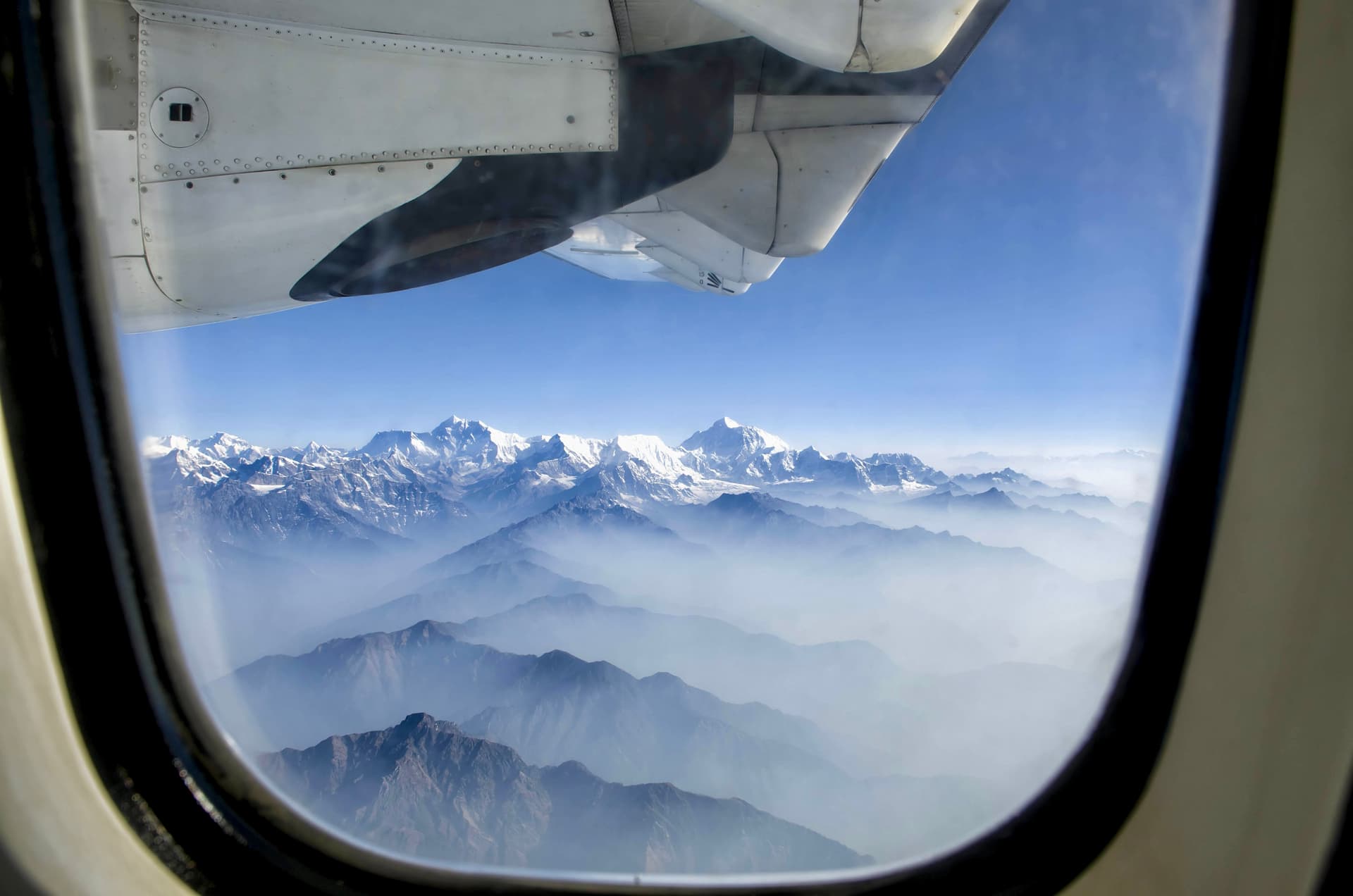 Everest flight by plane