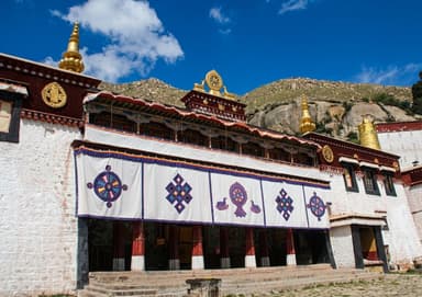 Sera Monastery1