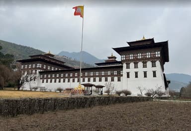 Tashichho Dzong1