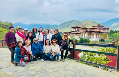 Group of people visiting the Punakha Dzong