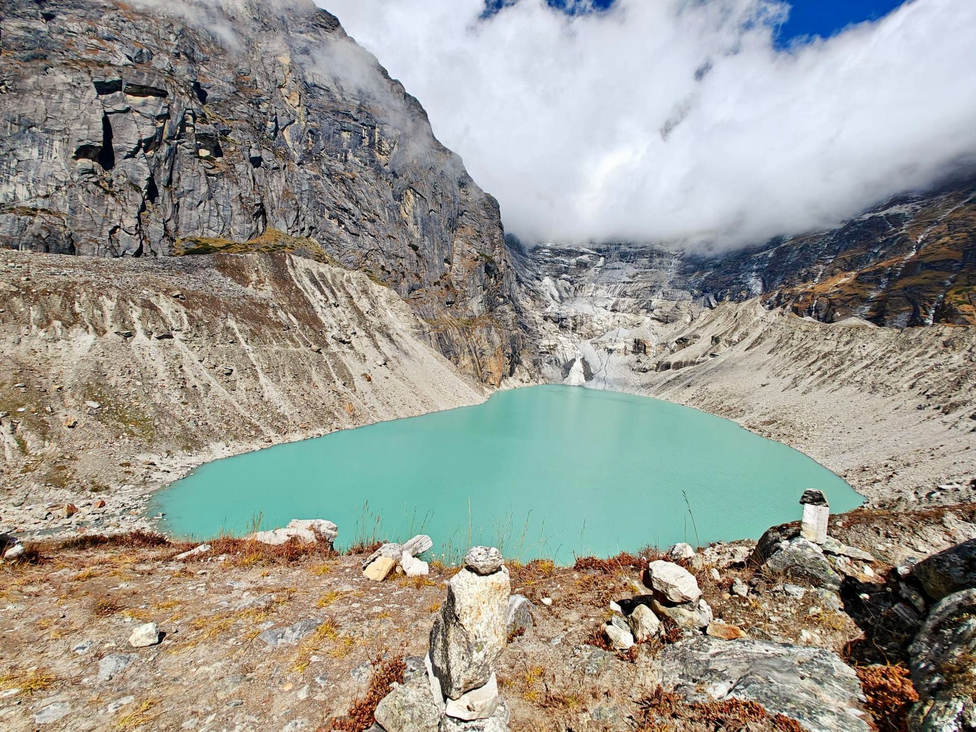 Drive from Chame to Bhartang – Green Lake – Manang 1