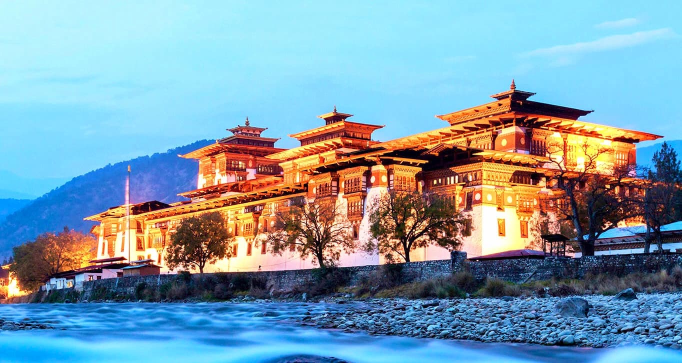 Bhutan Tour 7 Days luxury holidays