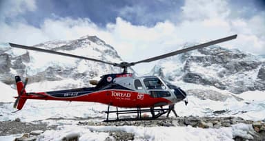 Annapurna Helicopter Tour (1)