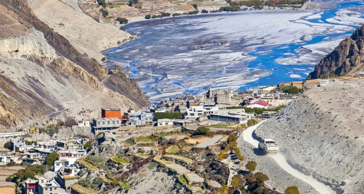 Upper Mustang Jeep Tour 7