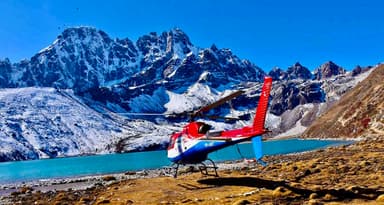 Everest and gokyo heli