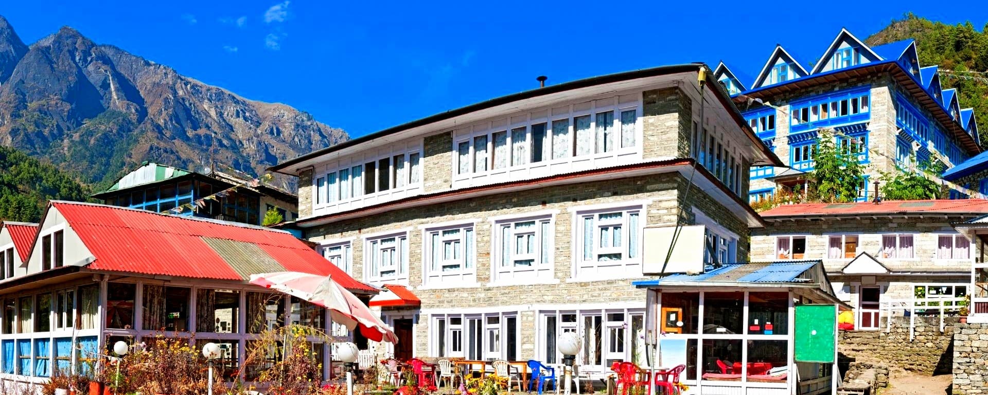 Luxury Everest Base Camp Trek: 5-Star Lodge Guide