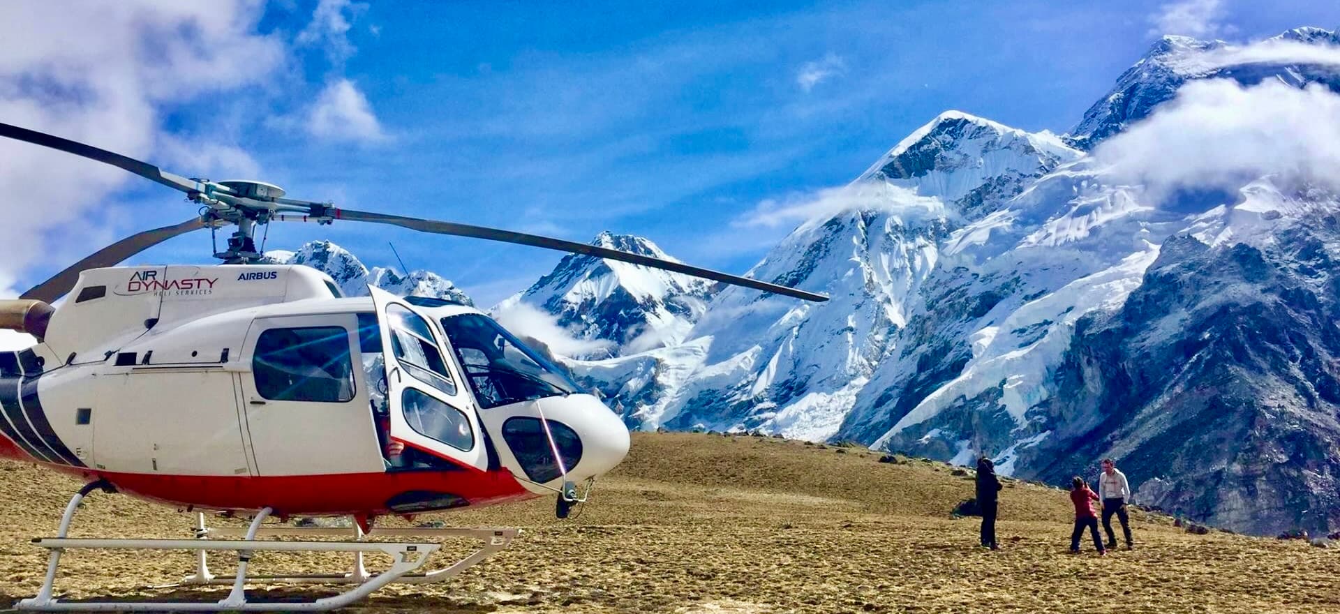 Routes for Everest Base Camp Landing Helicopter Tour