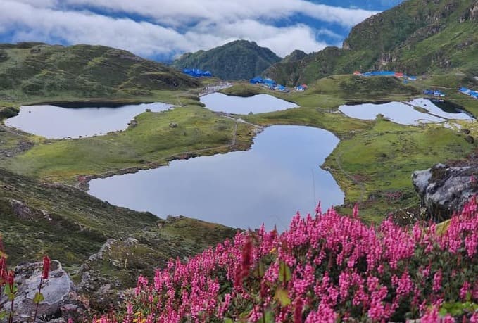 Luxury Trekking and Tours in Nepal During April