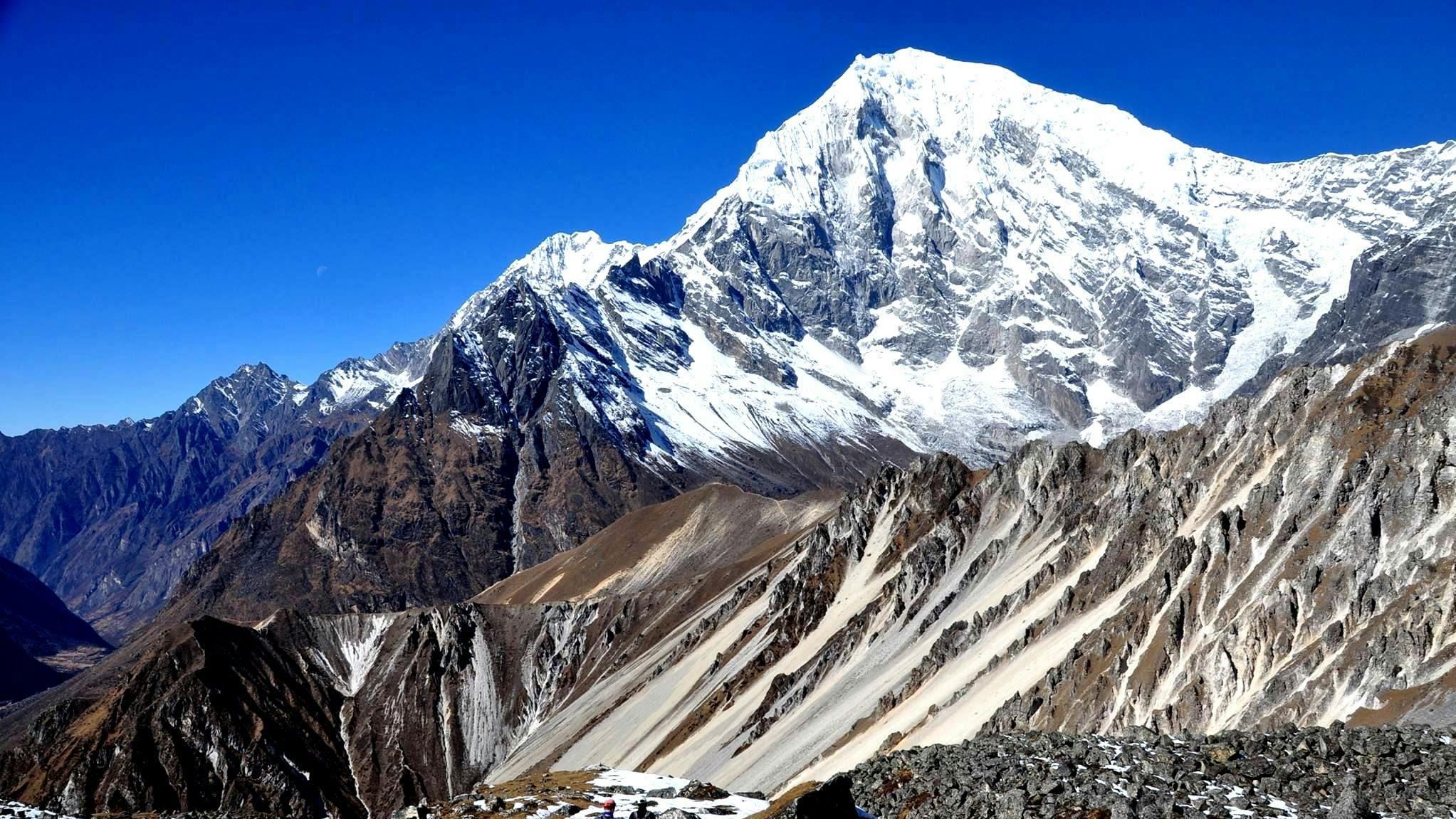 The Future of High-End Trekking: What's New in Nepal for 2024