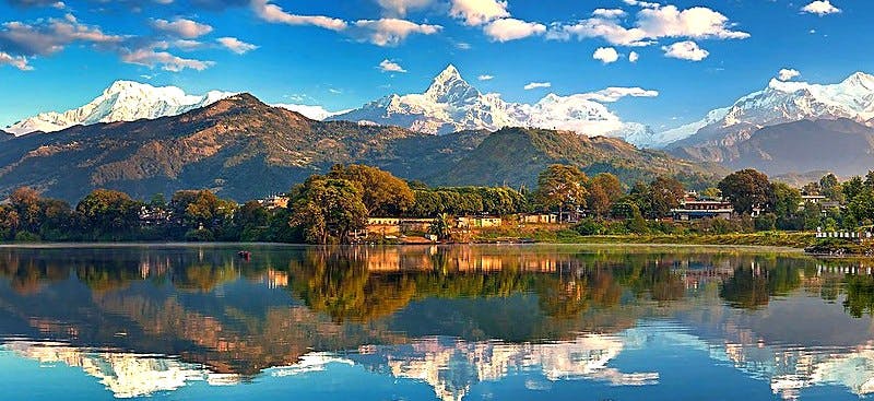 What are the must-see places in Pokhara for a day visit?