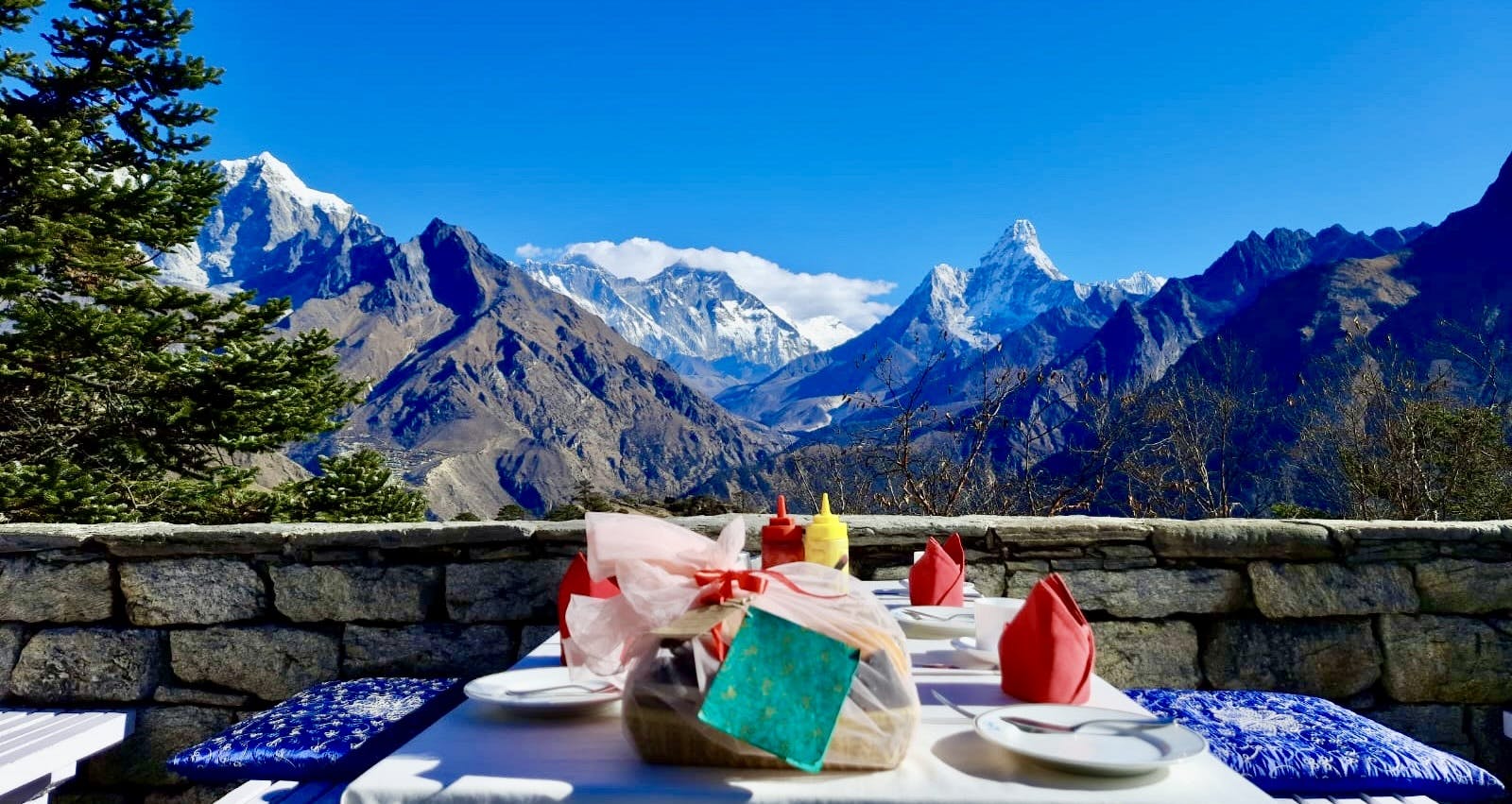 Everest View Luxury Heli Trek