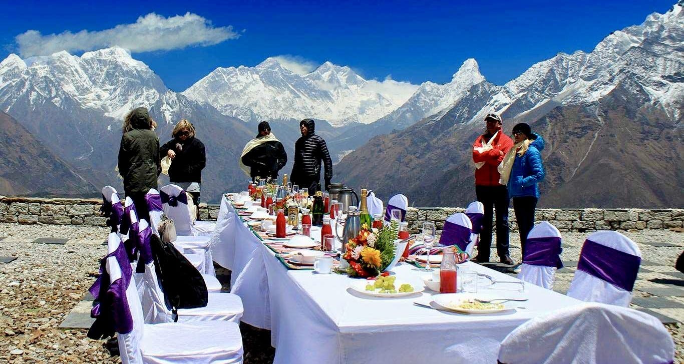 Gokyo Landing Helicopter Tour - Breakfast at Hotel Everest View