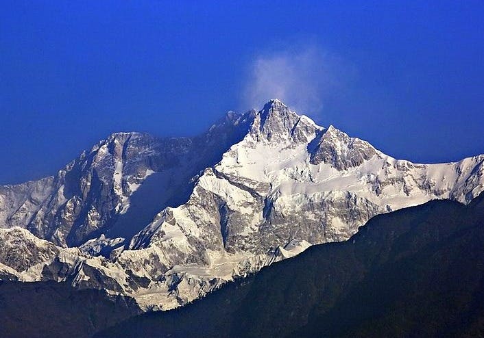 When is the Best Season to Climb Kanchenjunga?